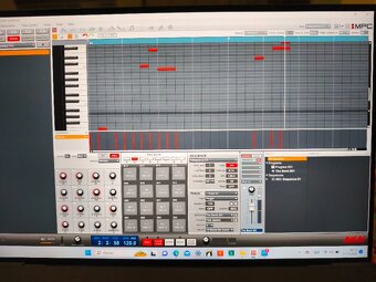 Prodám AKAI MPC RENAISSANCE - 3