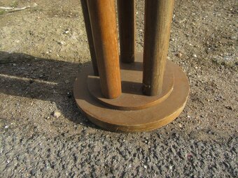 Nabízím zajimavý designový stolek Art-Deco. Dubová dyha. Pů - 3