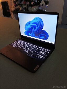 Krásné Lenovo IdeaPad Gaming 3 - 3