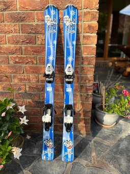 Dětské sjezdové lyže, hůlky - 3