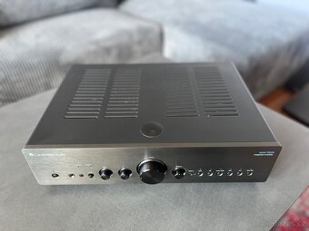 Cambridge Audio Azur 550 A zesilovač - 3