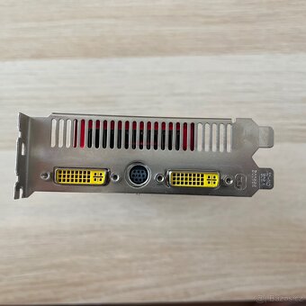 hrafické karta msi x1950 pro - 3