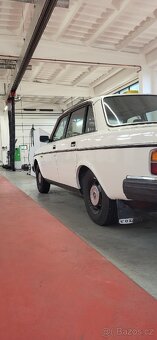 Volvo 240 D6 1985 - 3