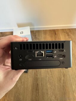Asus NUC 14 Pro mini PC, tall, Core Ultra 155H - 3