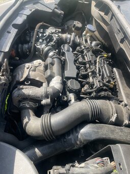 Motor Peugeot Citroen 1.6hdi 80kw kod motoru 9h01 9hz 9hx - 3