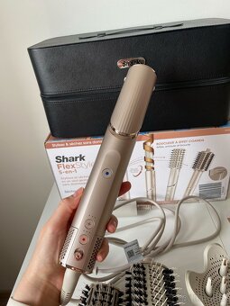 Fén Shark HD440SLEU - 3