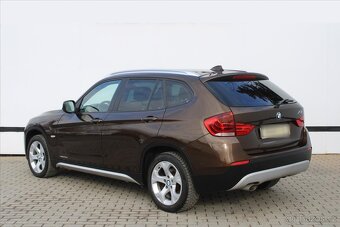 BMW X1 xDrive 20d 130KW XENONY ČR (2010) - 3