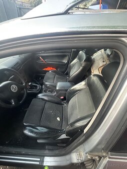 VW Passat B5,5 Náhradní díly - 3