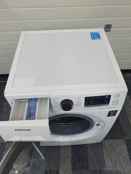 Kombinace pračka se sušičkou Samsung WD80M4443JW - 3