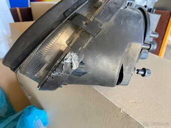 Svetlomet predni pravy Mercedes E,W211 - 3