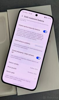 Honor 400 5G Midnight Black verze s 512GB pamětí - 3