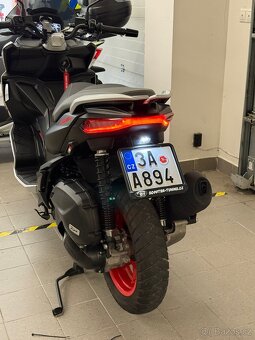 Aprilia SR GT 125, 2022, naj. 3.800 km - 3