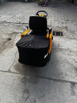 Zahradní traktůrek - 3