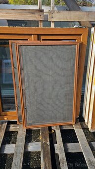 Okno PVC - 1590x1180 mm - STARŠÍ - 3 KS - 3