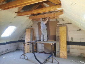 STŘÍKANÁ IZOLACE - 3