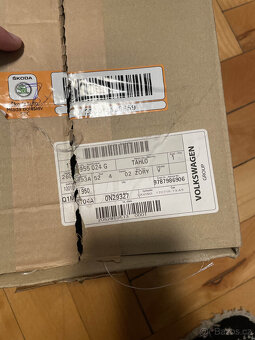 Kompresor klimatizace – Sanden SD7V16, číslo dílu 1J0 820 80 - 3