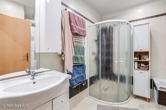 Prodej vícegeneračního domu 452 m², Osek, ev.č. 00938-1 - 3