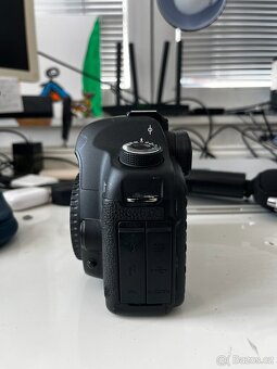 Canon 5D Mark II - 3