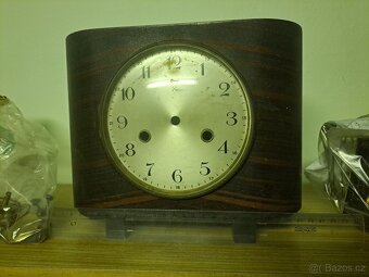 Staré hodiny rozebrané - 3