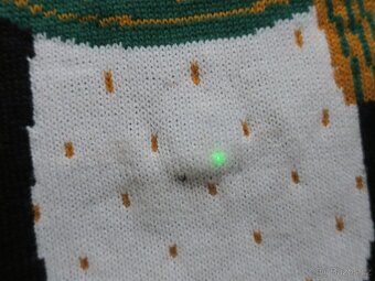 Vánoční svetr s tučňákem - nový, bliká, hraje vel. M - 3