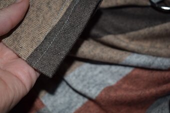 Pruhované teplejší šaty xs/34 Fisherfield - 3