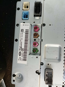 RANGE ROVER SPORT 2  DISPLEJ A ORIG. RÁDIO S NAVI APOD. - 3