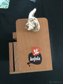 Nový dřevěný stojan na příbory Kofola deset kusů - 3