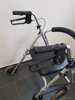 JAKO NOVÉ chodítko zádová OPĚRA POŠTA? - 3