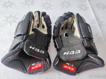 Hokejové rukavice - 3