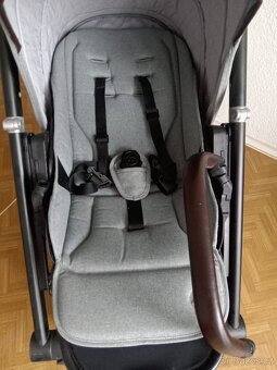 Značkový kočárek - 3