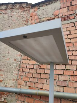 Stojací lampa s pohybovým čidlem - 3