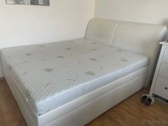 Manželská postel 190x220 - 3