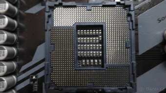 Gigabyte Z-390 D - 3