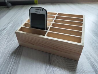 Stojan pro smartphone - 3