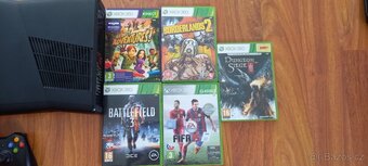 Prodám XBOX 360 s 250GB - 3