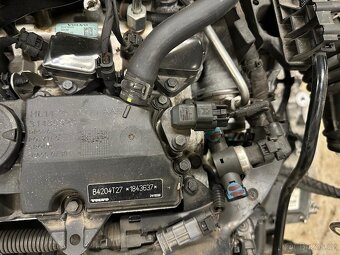 Volvo motor 2.0 benzín B4204T27 - 3