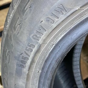 Letní pneu 205/55 R17 91W Pirelli 4,5-5mm - 3