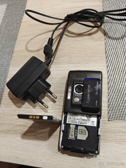 SONY Ericsson K800i - 3
