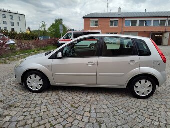Ford Fiesta 2008 1.3 51kw, benzín - 3