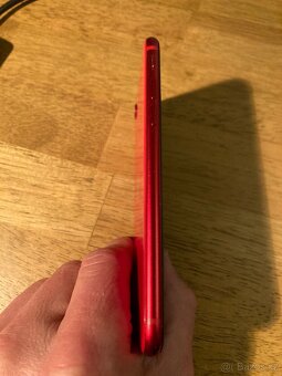 iPhone SE 2020 64G, červený - 3