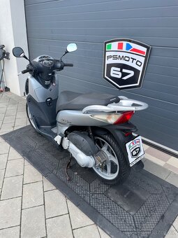 Honda Sh 125i rok 2006 pouze 13895 po 1 majitel - 3