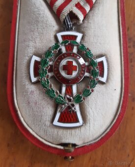 RU Ag Červený kříž FJI, za zásluhy o Červený kříž - 3