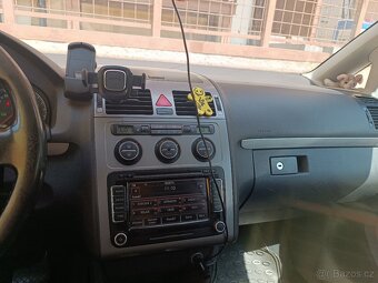 Touran 2.0 TDI r.v 2008 - 3