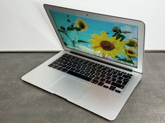 MacBook Air 13'' 2014 / i5 / 4GB / 128GB SSD - DPH - 3