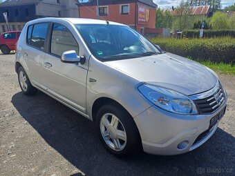 Dacia sandero 1.6 Laureate - 3