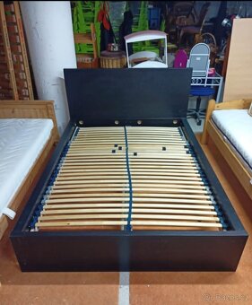 Prodám hezké letiště IKEA MALM 140 x 200 cm - 3