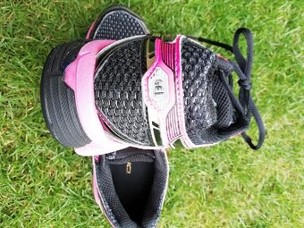 Dívčí boty Asics , 35,5 , Goretex - 3