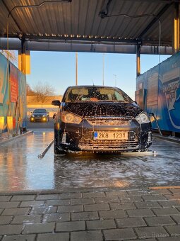 Ford c-Max 1.8 tdci na náhradní díly - 3