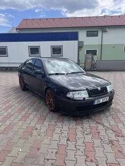 Škoda Octavia 1.8T RS AUQ (2002) - 3