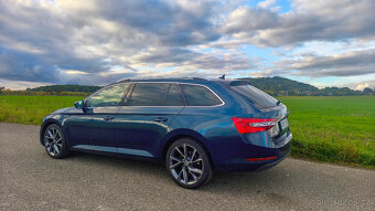 Škoda SUPERB Combi III 3 2.0TDI DSG Style Webasto tažné pano - 3
